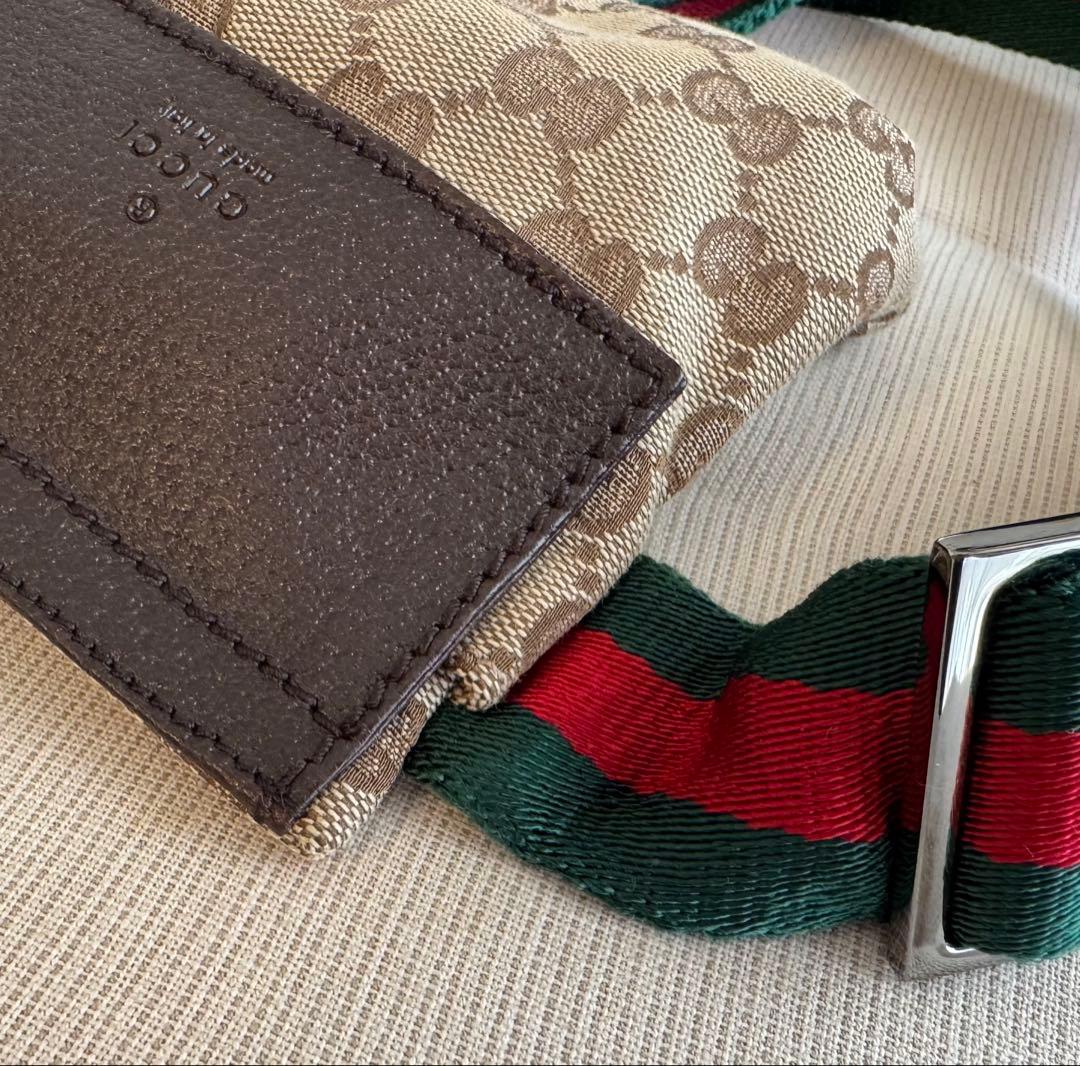 美品 GUCCI ボディバッグ・ウエストポーチ ケース付き！