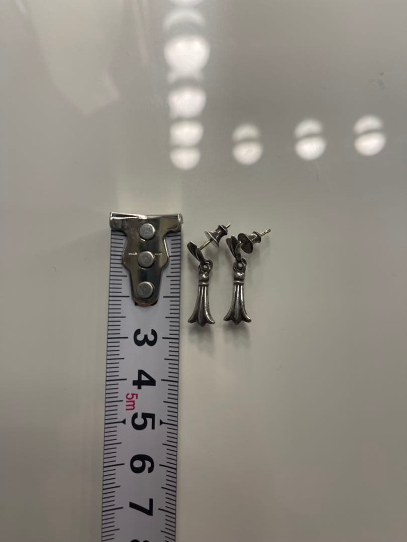 クロムハーツ　クロステイルピアス