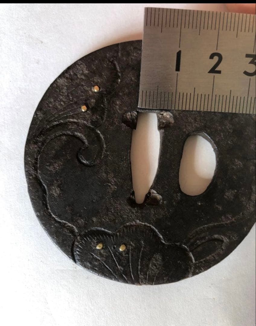 鍔 鉄地 象嵌 鐔　鉄地つば 海浪図 刀装具 古美術 時代物 X26D