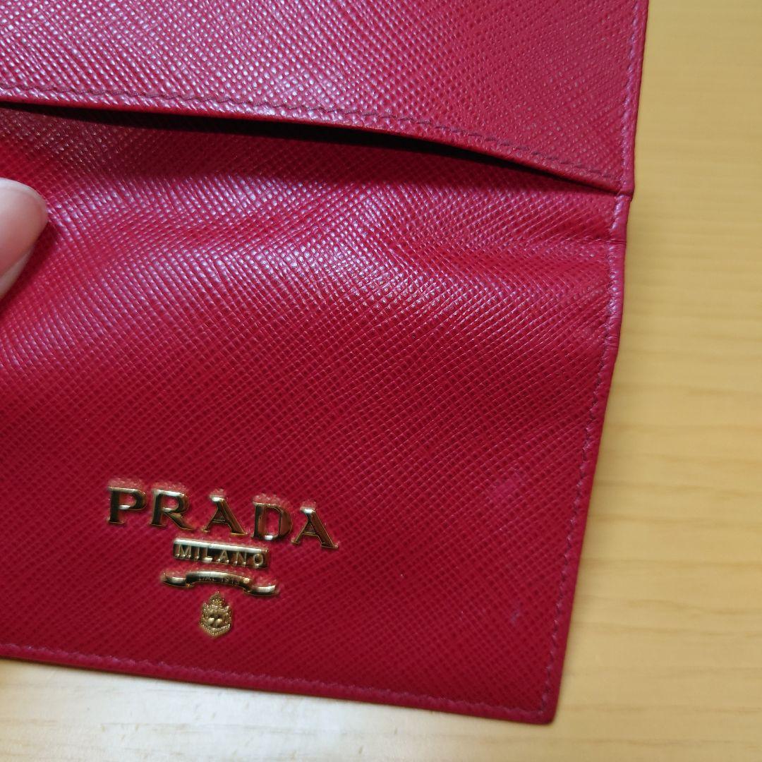 PRADA レッド 名刺入れ