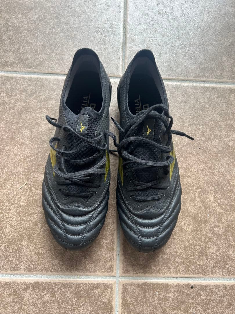 ミズノ モレリア ネオ 4 ベタ　25.0cm