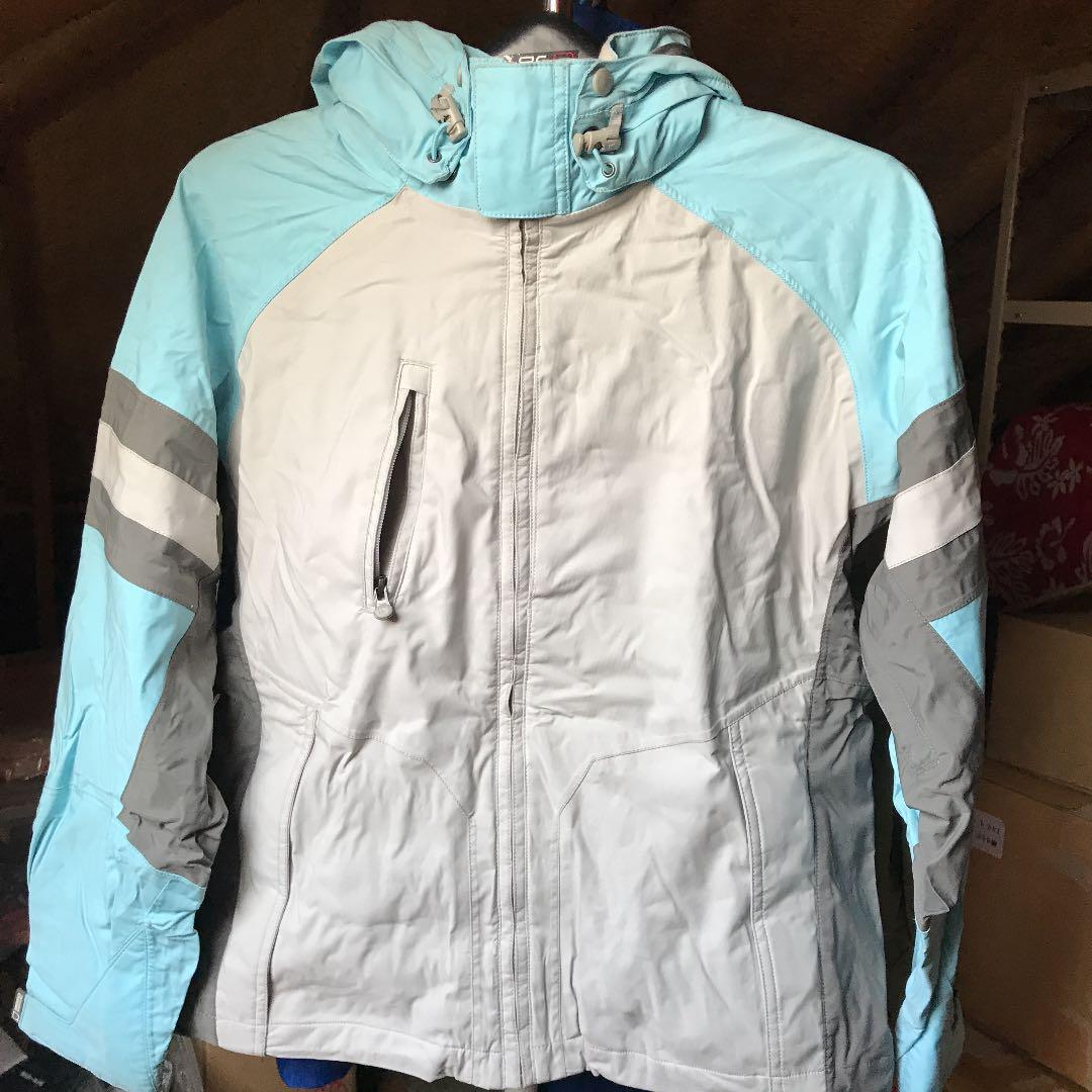 マウンテンパーカー