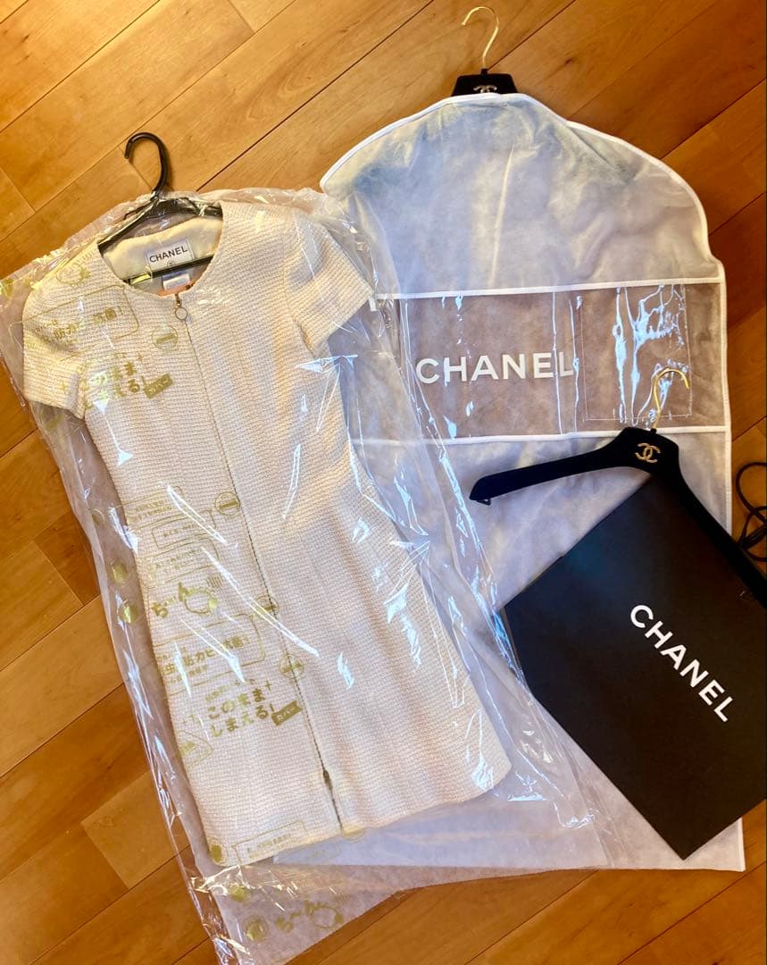 CHANEL ワンピース　ココマーク　特価　クリーニング済　ガーメントカバー付