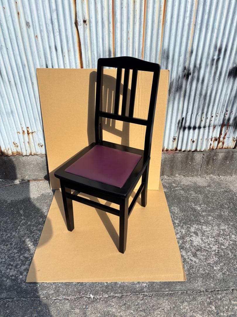 背もたれ付ピアノ椅子　足部フェルト付き　比較的きれい　ワインレッド座面