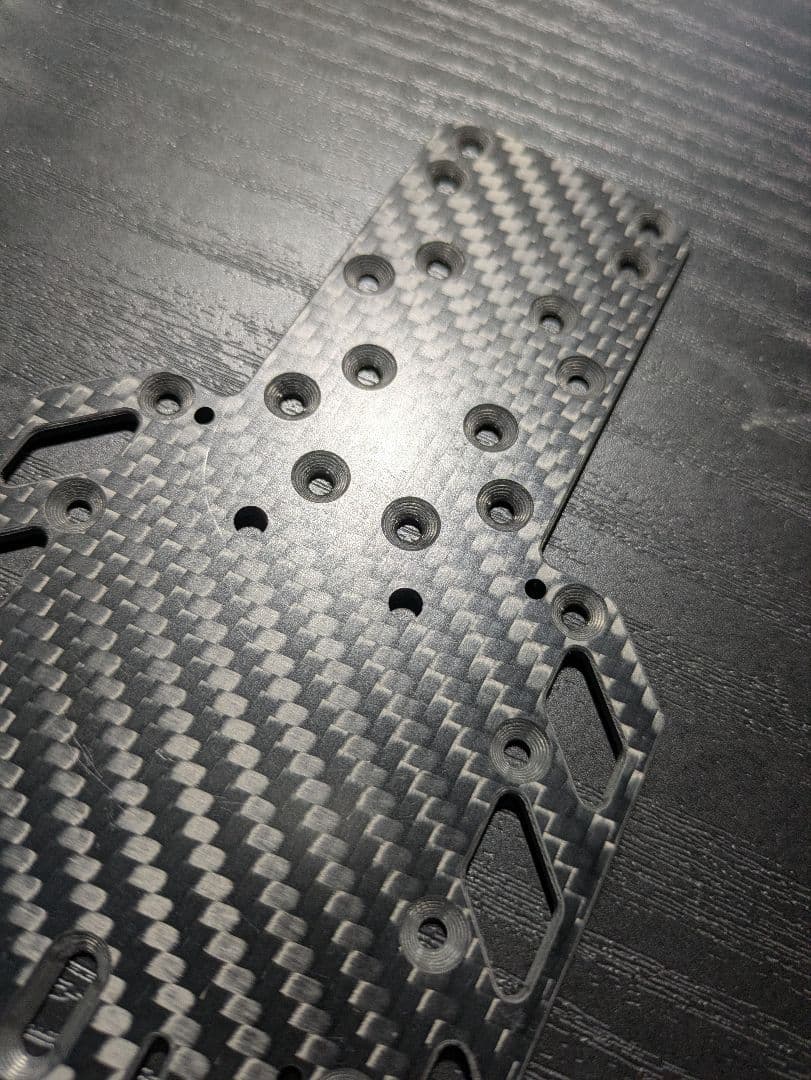 ReveD RDX用カーボンシャーシ＆サイドデッキ2mm