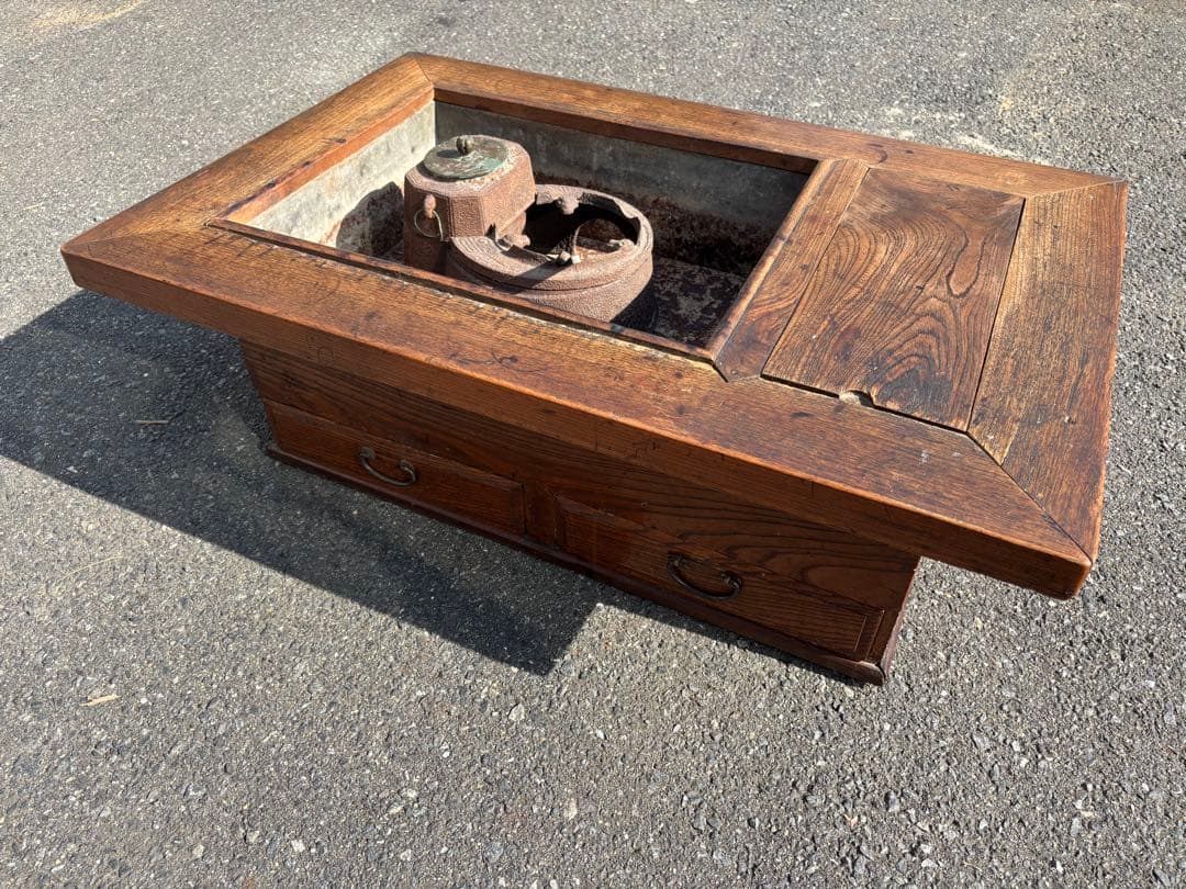 長火鉢　龍文堂酒燗器付　銅蓋　火箸付　囲炉裏座卓 引出し付き　灰付　当時物