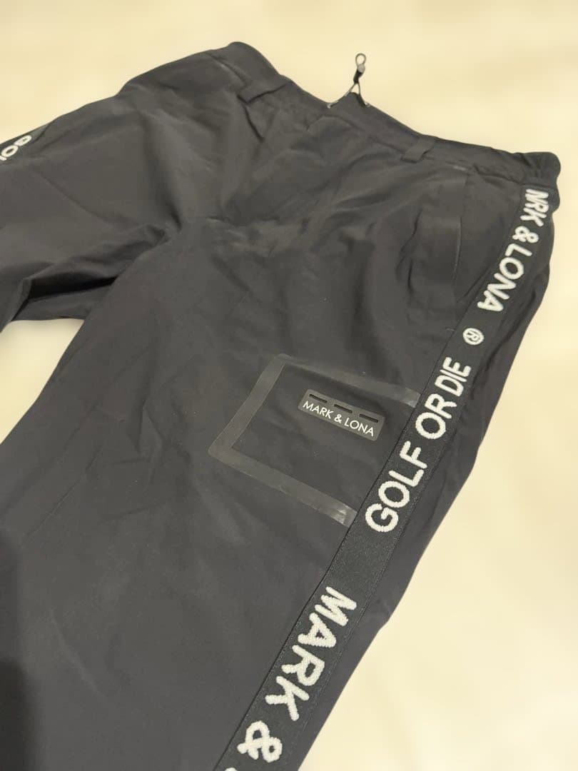MARK&LONA マークアンドロナ ゴルフパンツ 46 黒 未使用 ロゴライン