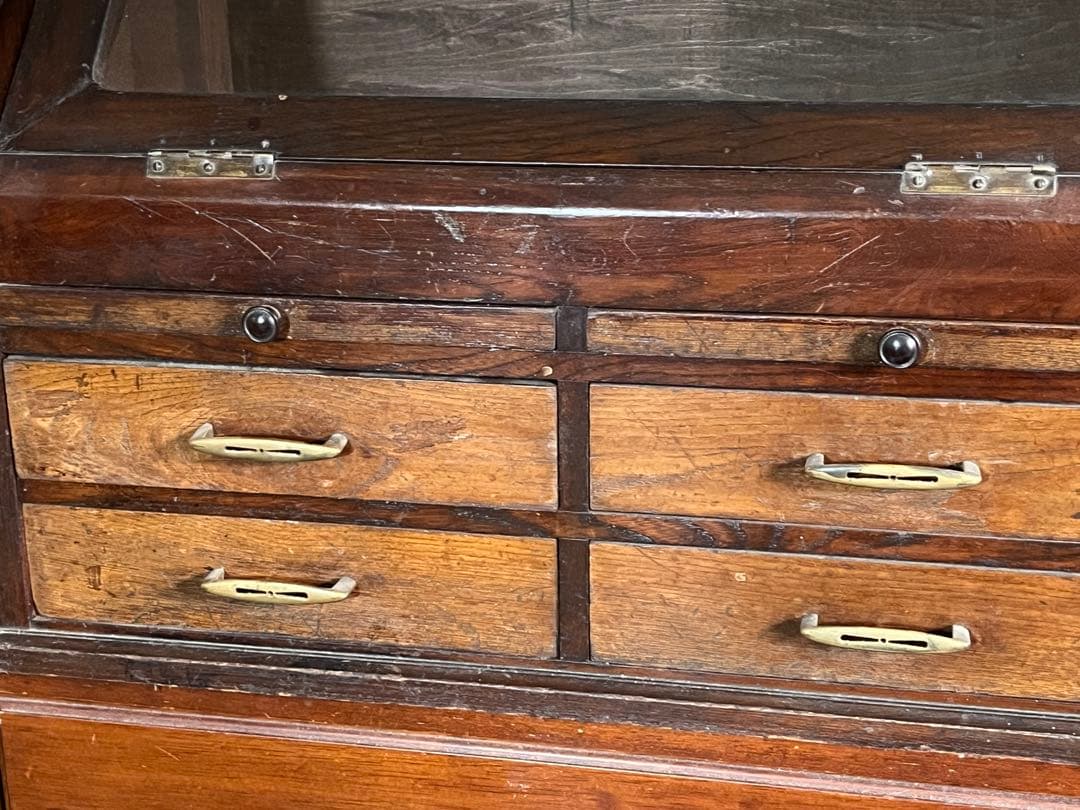 アンティーク ガラス扉 木製 飾り棚 眼鏡屋 ショーケース 骨董 キャビネット