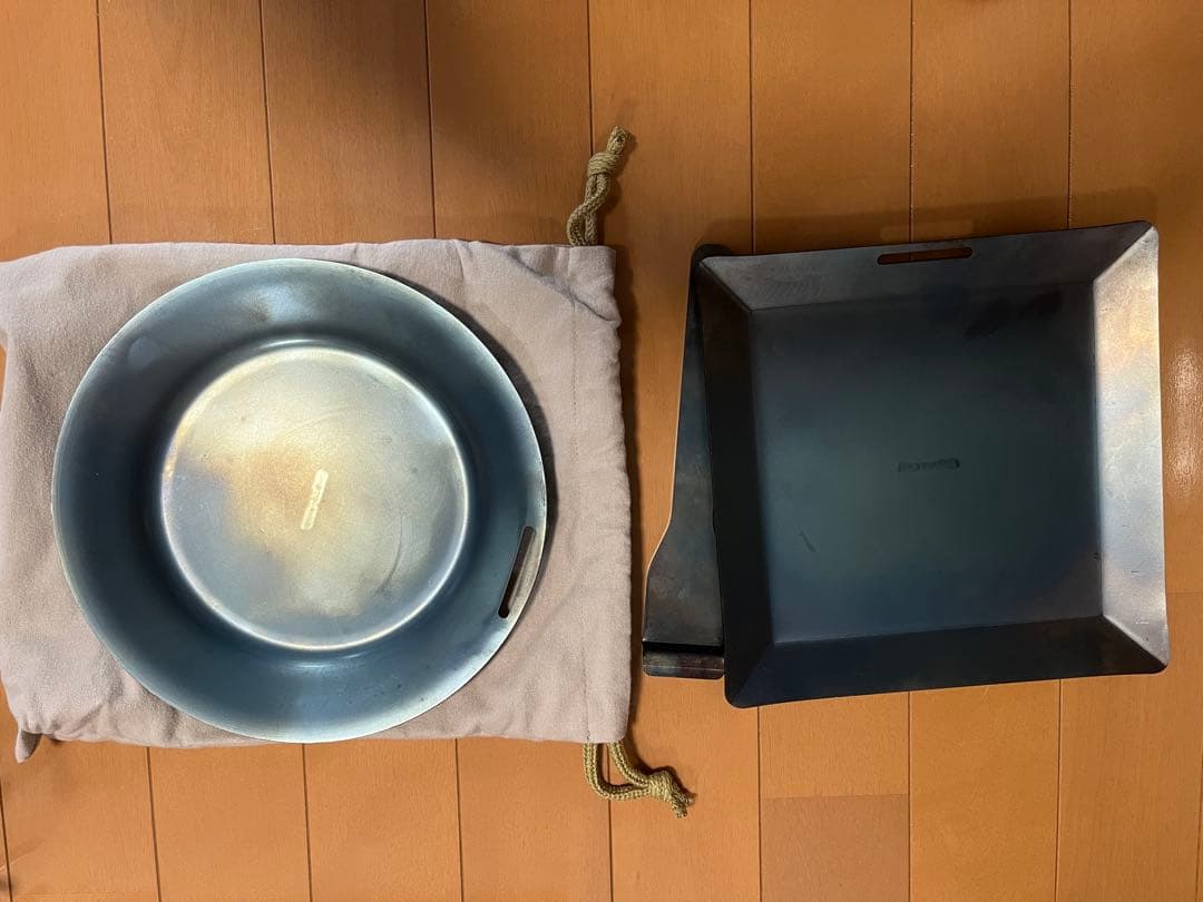 【キャンプ引退品】Colemanのキャンプテント、スノーピークの調理器具など