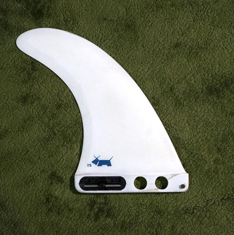 FCSⅡ SKINDOG 7.5インチ 超軽量シングルフィン