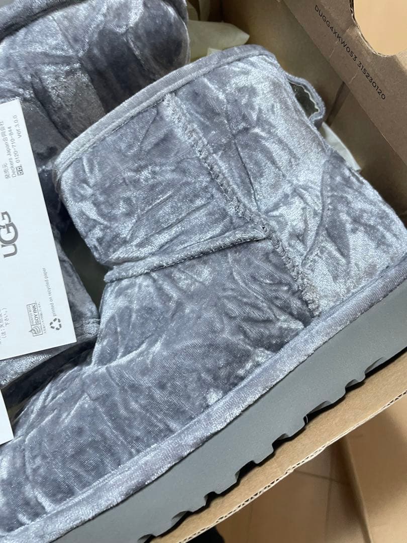 UGGムートンブーツ