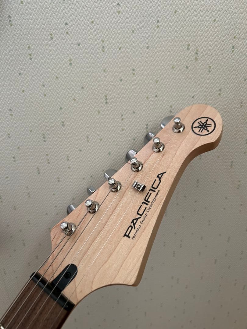 ヤマハPacifica012