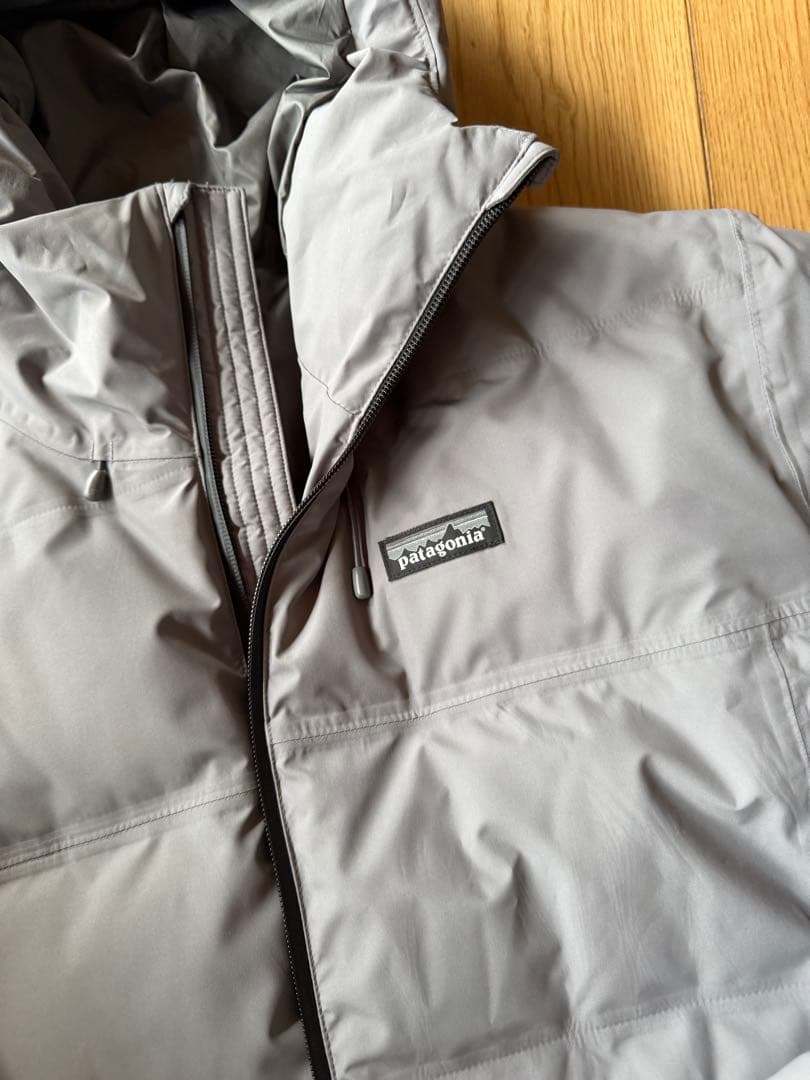 patagonia グレー ダウンジャケット Lサイズ
