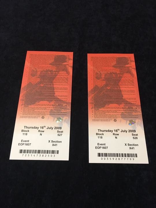 マイケルジャクソン 【座席連番】 THIS IS IT ライブツアーペアチケット