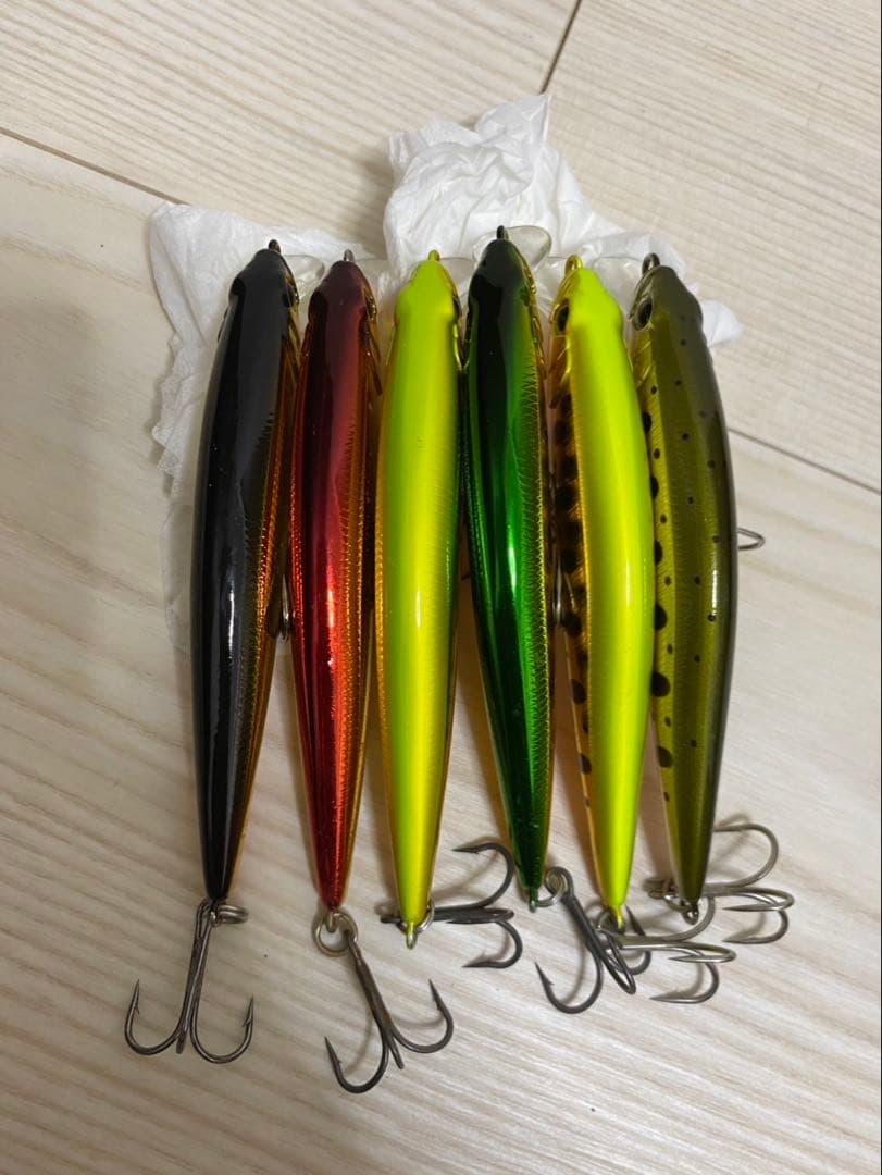 美品6個　ヤマメカラー他　ウォーターランド　ジャークソニック90 村田基ステラ