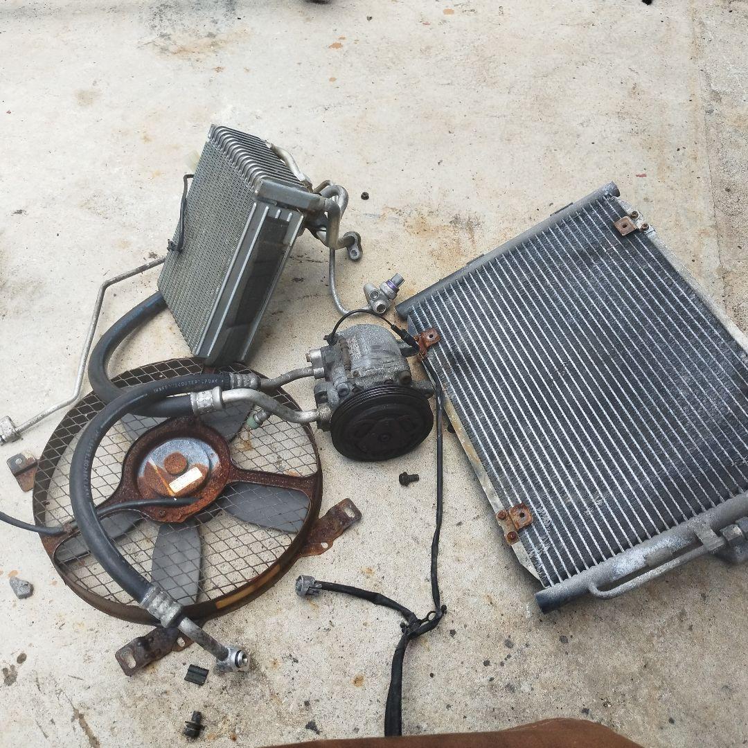 ジムニーja12 エアコン　コンプレッサー　セット