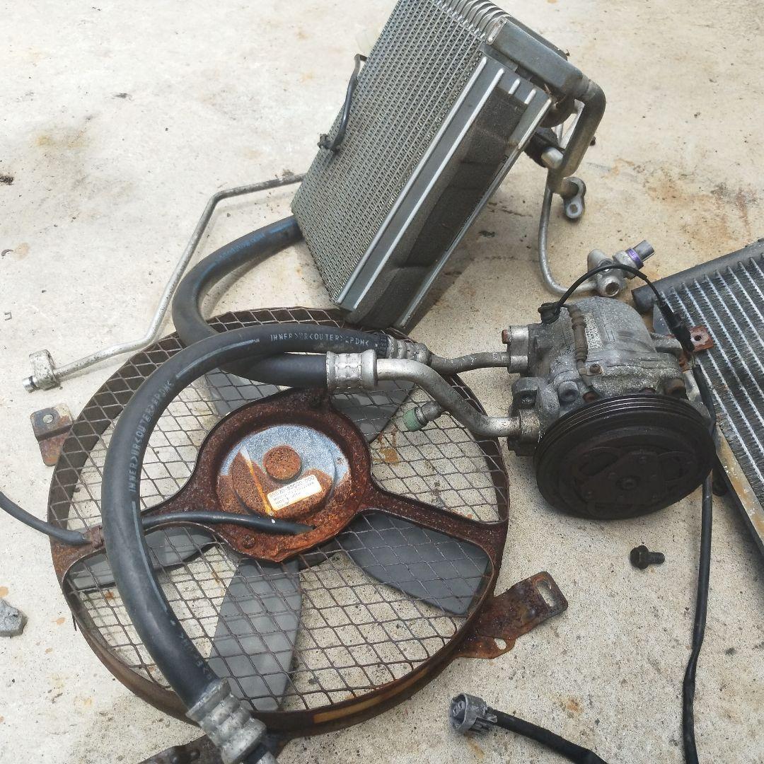 ジムニーja12 エアコン　コンプレッサー　セット