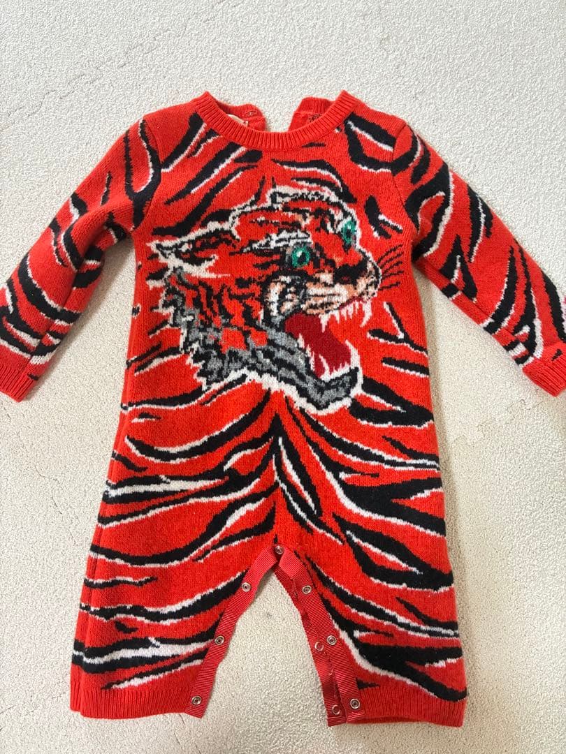 GUCCI トラ柄ロンパース