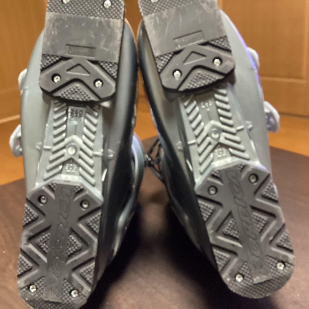 ATOMIC スキー板４点セット