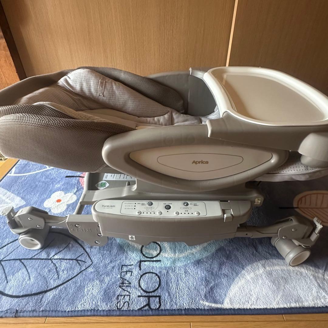 アップリカ ユラリズム オート AC ペールグレー ハイローチェア