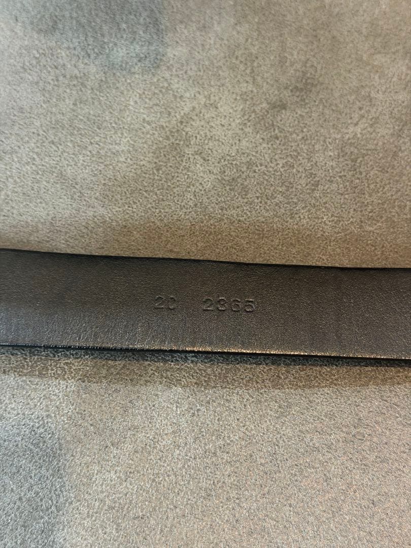 PRADA ブラック レザーベルト