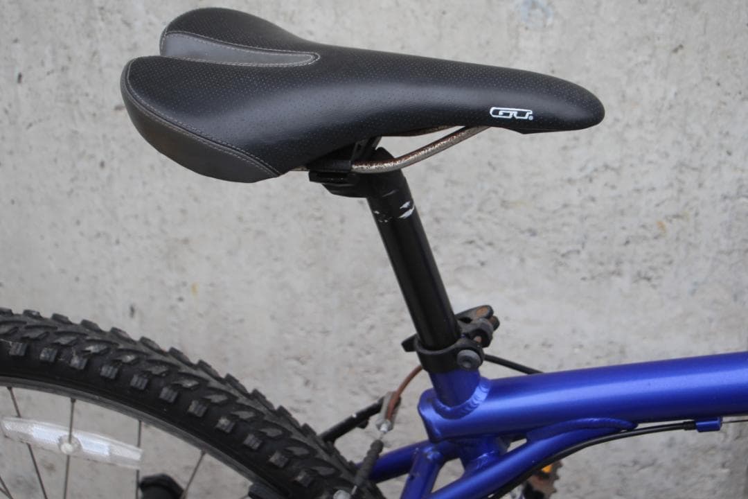 引き取り限定♪GT♪OUTPOST♪お手軽マウンテンバイク♪通学などにどうぞ♪