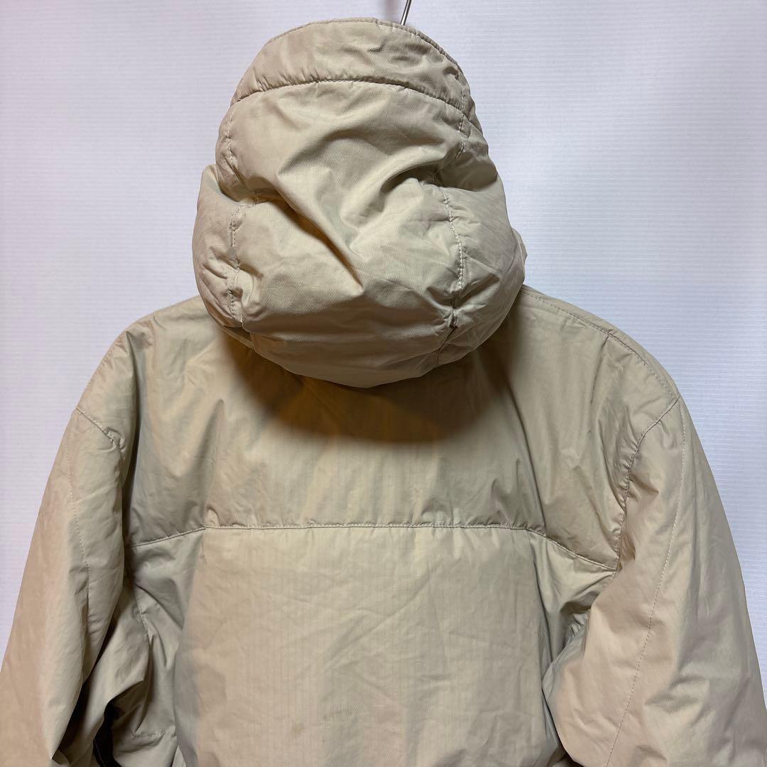 ヘリーハンセン　HELLY HANSEN ダウンパーカー　サイズM スノーウエア