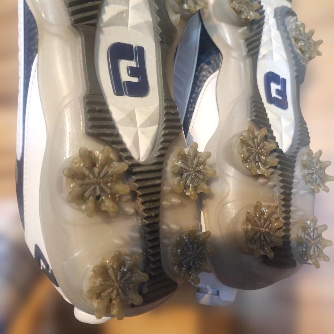 ホワイト ゴルフシューズ レースレス