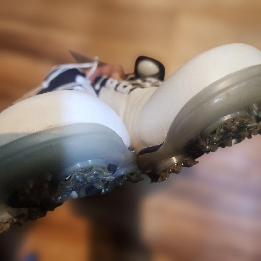 ホワイト ゴルフシューズ レースレス