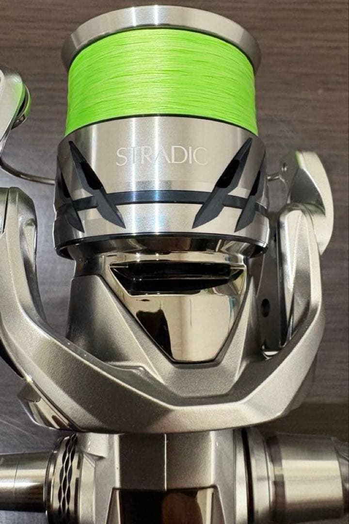 シマノ 23 ストラディック2500SHG