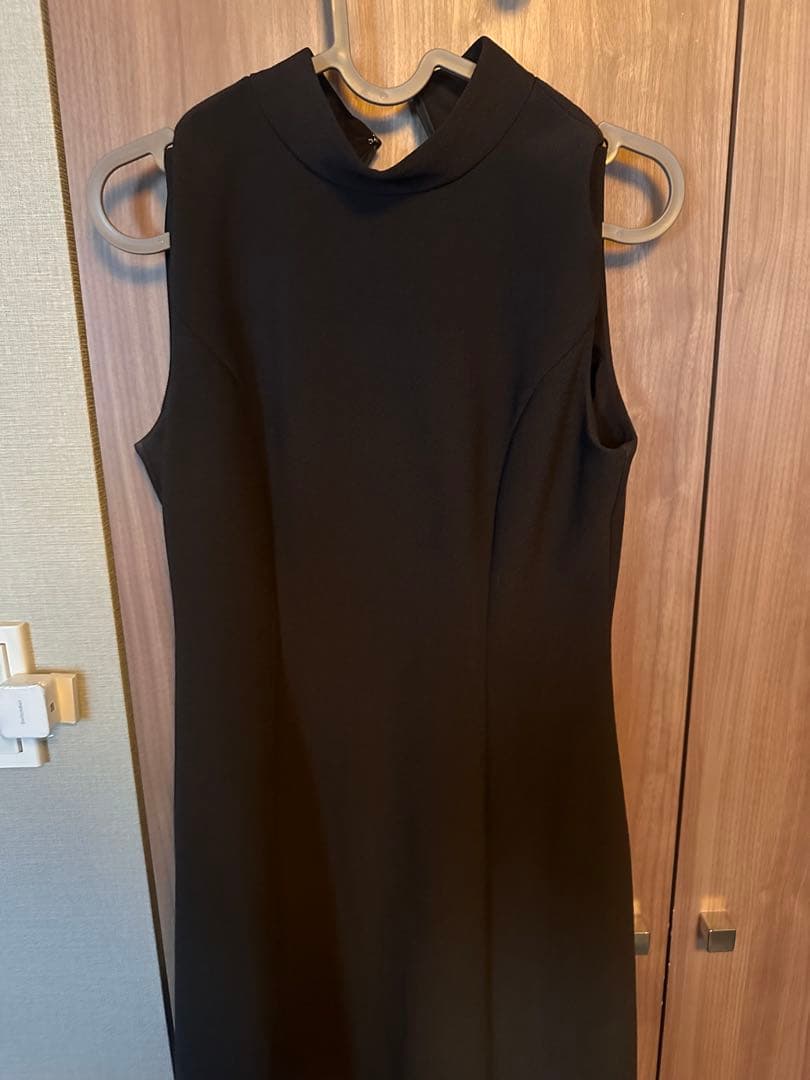 anuans カットジョーゼットミニワンピース BROWN