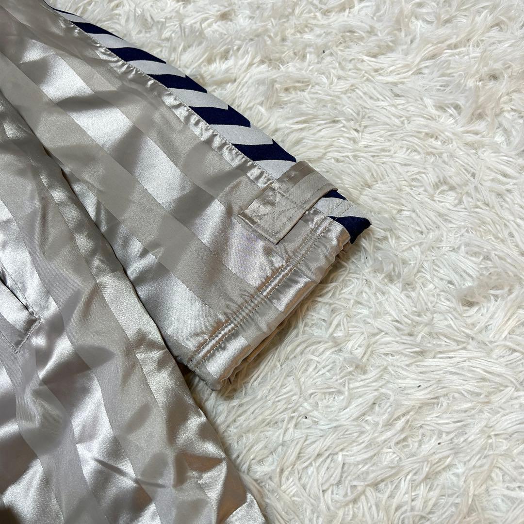 新品タグ付き ヒュンメル ロングボアコート S-M シルバー 撥水 防寒 566