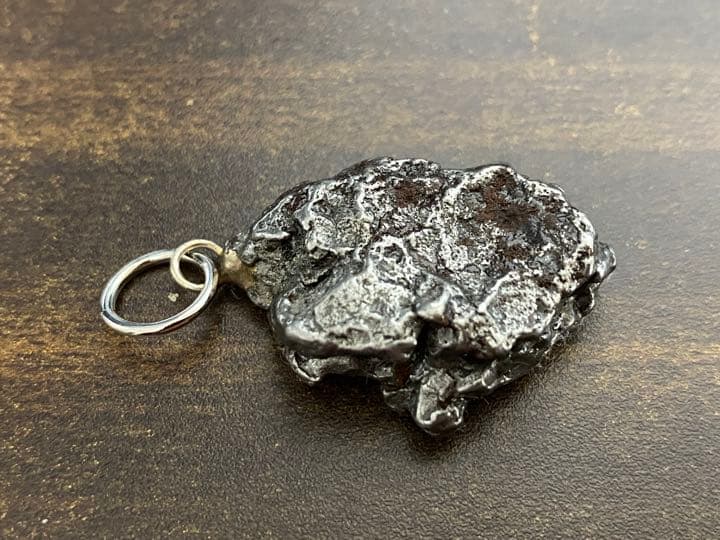 隕石 LOC アルゼンチン カンポ 鉄質隕石 約26g ペンダント トップ