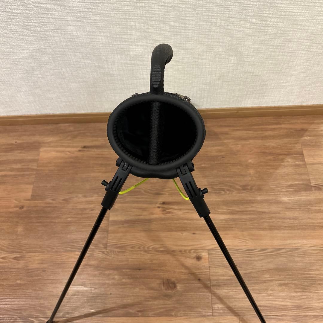 ニューバランス ヒョウ柄セルフスタンドゴルフバッグ