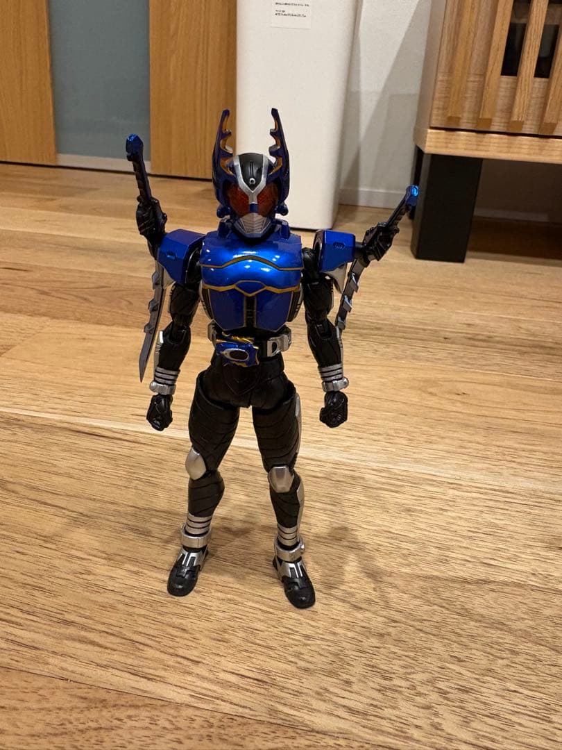 BANDAI S.H.Figuarts（真骨彫製法） 仮面ライダーガタック