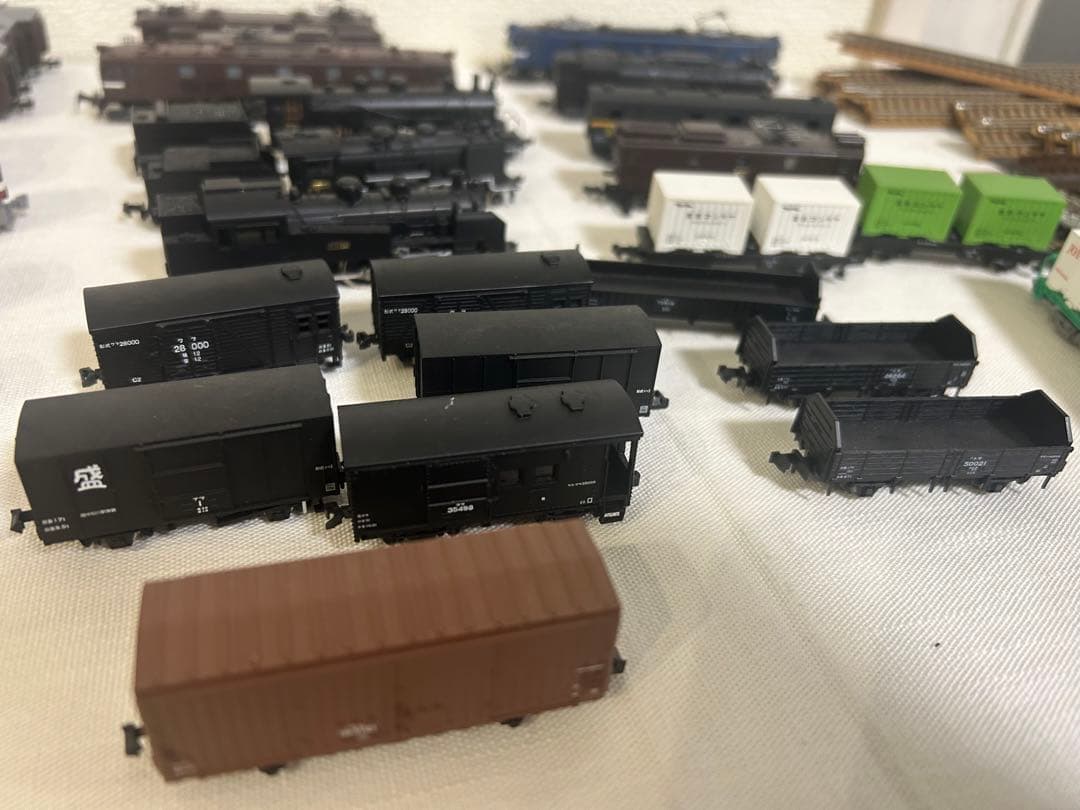 緑8244 Nゲージ規格の鉄道模型と線路セット 約40両