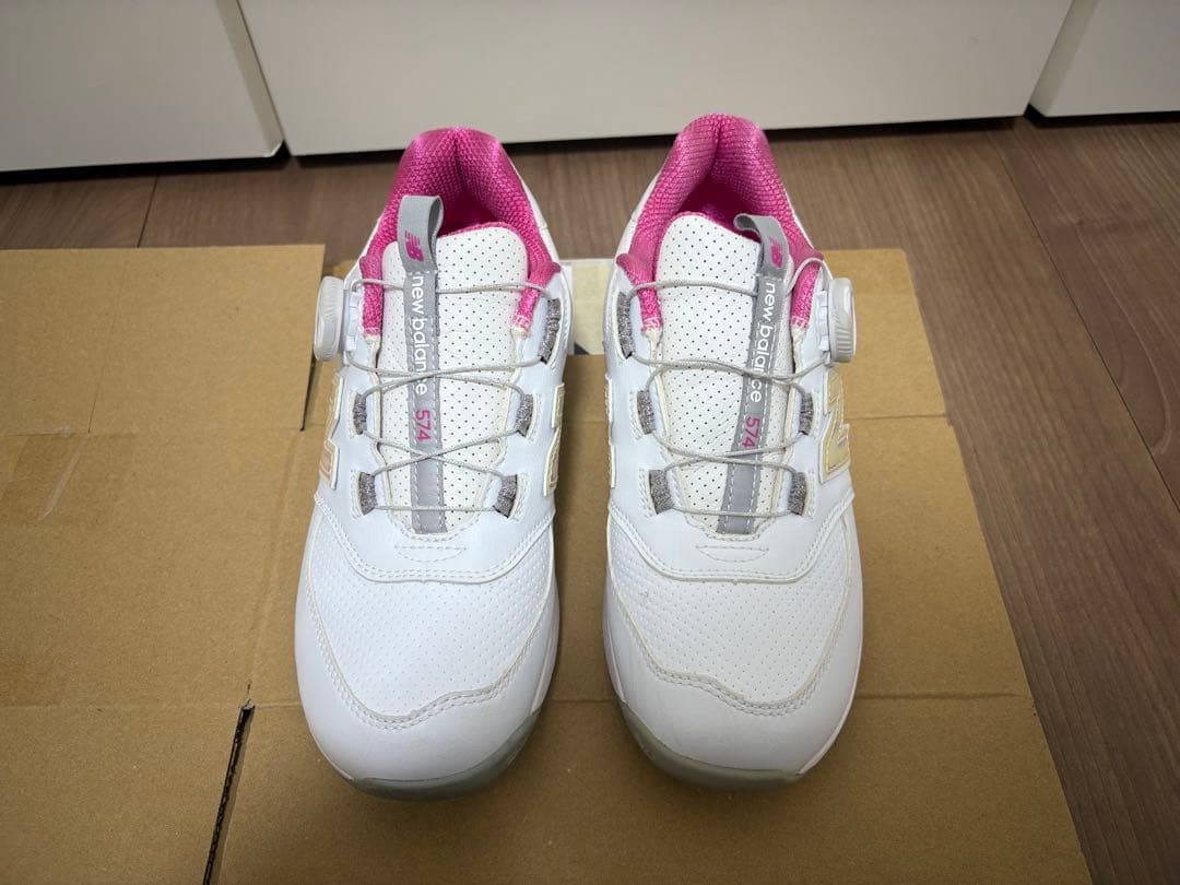 New Balance ゴルフシューズ ホワイト/ピンク