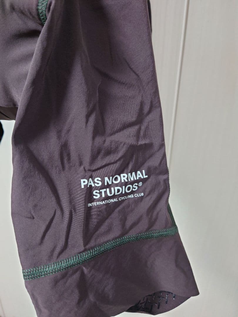 ウェア PAS NORMAL STUDIOS ESCAPISM light bib