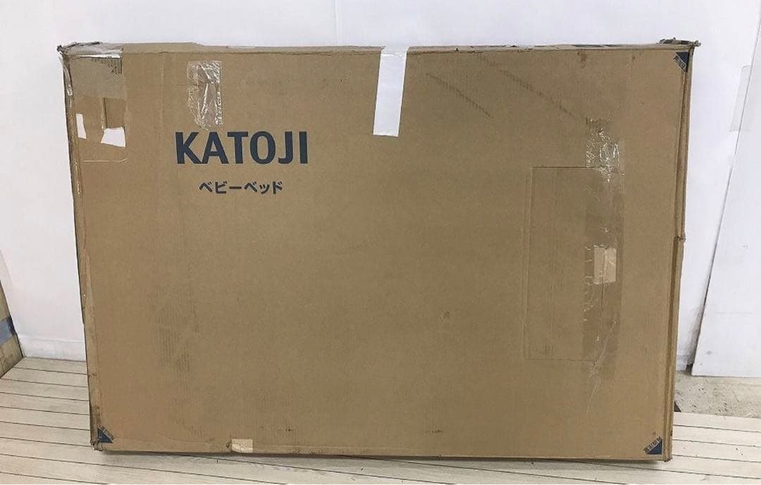 カトージ　ハイタイプベビーベッド（プチホワイト）