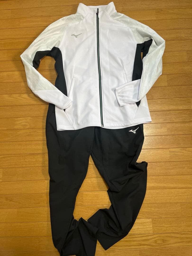 ミズノ　ジャージ　サッカー　トレーニング上下セット