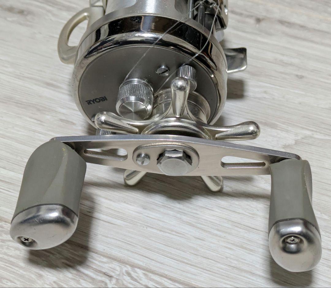 RYOBI バリウスM200