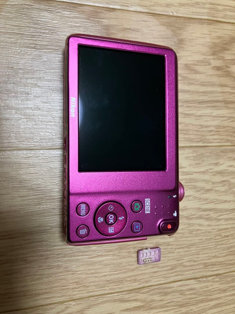 Nikon Coolpix s3600 ピンク