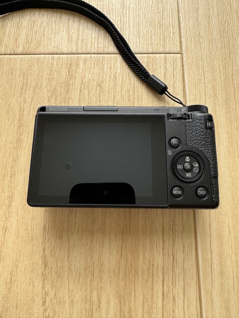 美品　RICOH GR III コンパクトデジタルカメラ