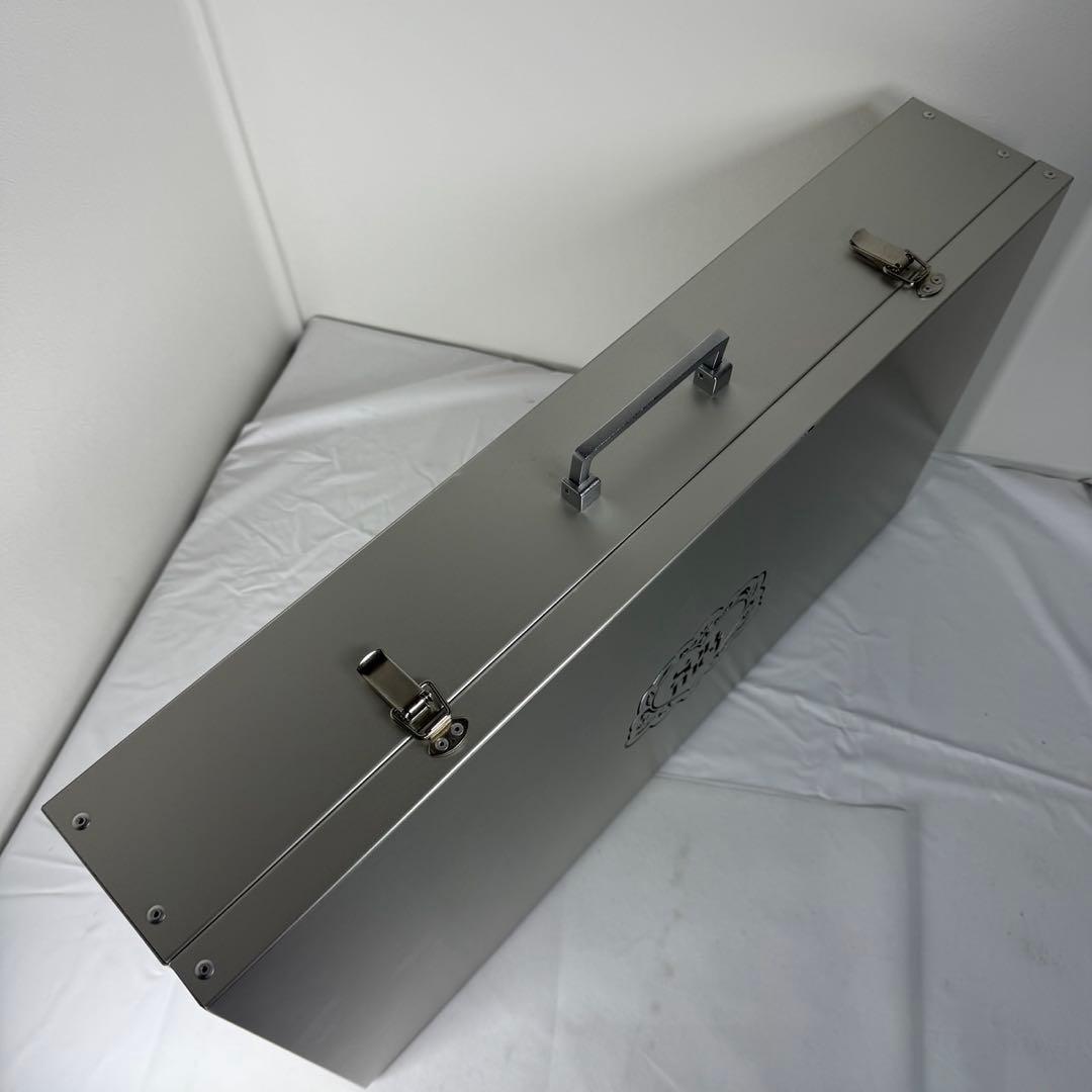 ソウメイ　アタッシュケース　ル セクストゥール　レッド　ブラック　シルバー