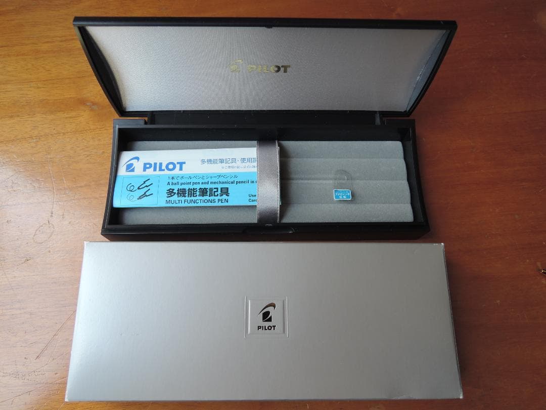 PILOT RIDGE 4＋1　BTHRF1MR-B(4色ボールペン＋シャープ)