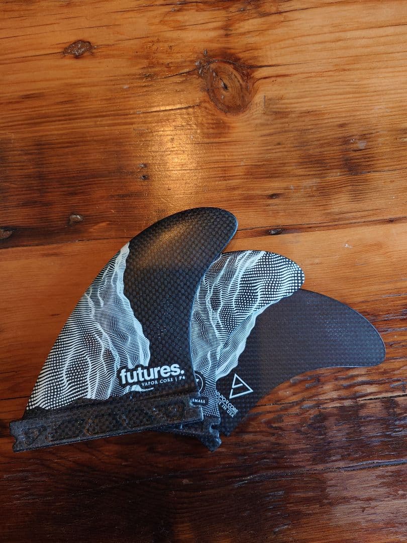 futures フューチャー フィン vapor core F4