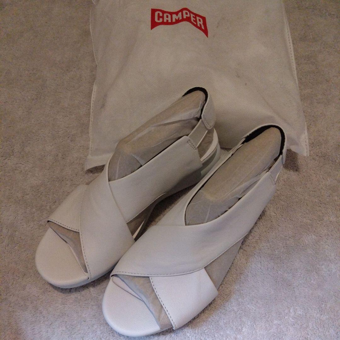 新品未使用★CAMPER　厚底コンフォートサンダル　ホワイト　23.5