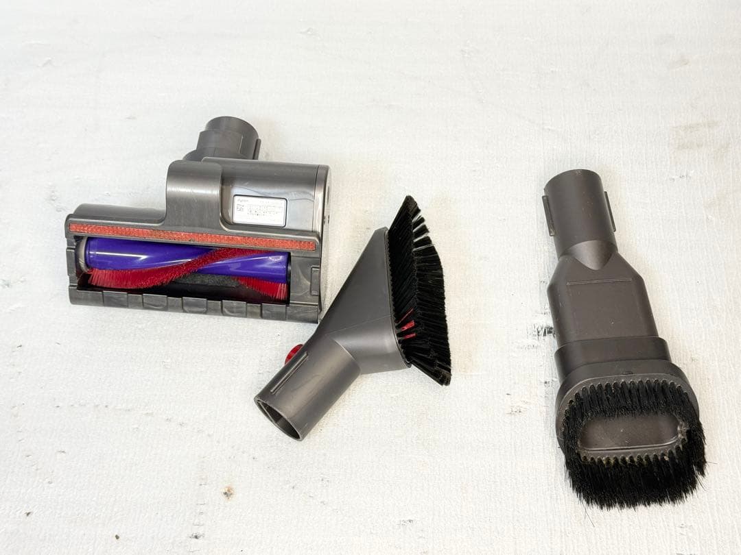 ⭐️Dyson ダイソン⭐️コードレスクリーナー 掃除機 SV12 V10