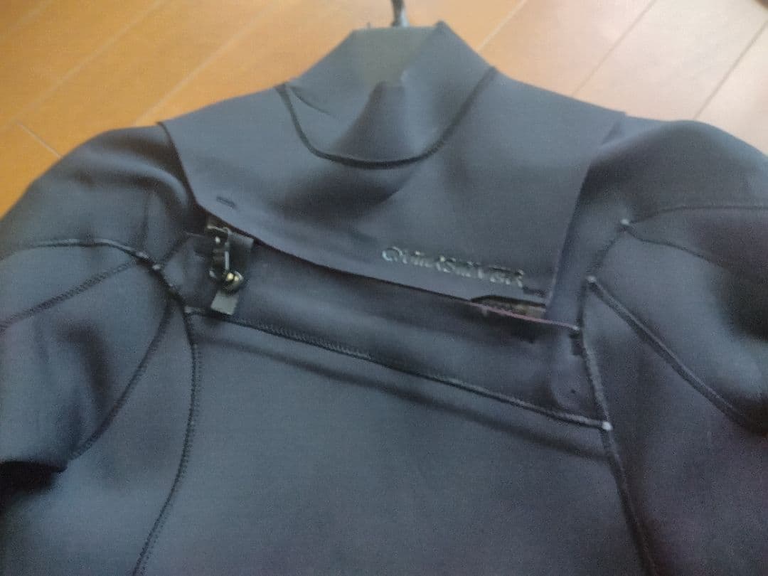 クイッシルバー　QUIKSILVER 3/2mmジャージフルスーツ