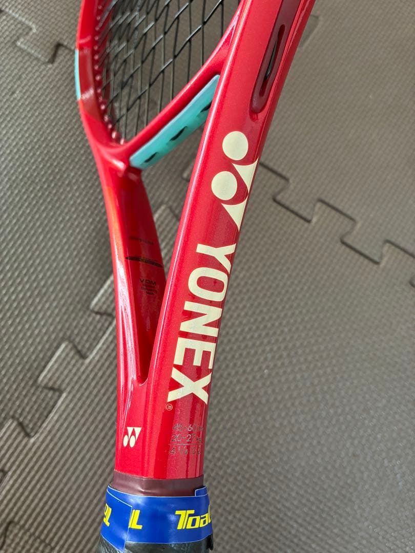 【ほぼ新品】YONEX vcore 100 2026 G2